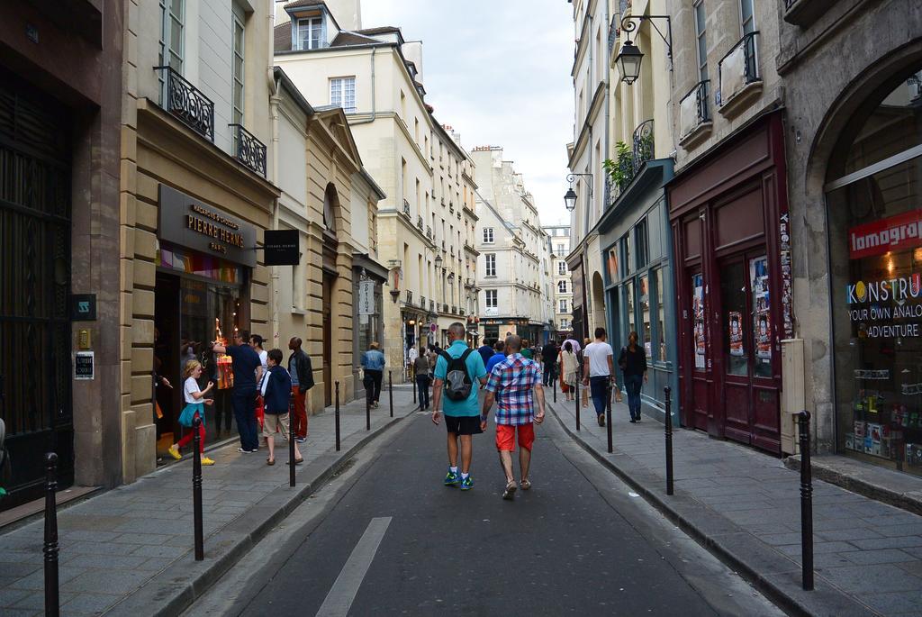 Pick A Flat'S Apartment In Le Marais - Rue Sainte Croix De La Bretonnerie 巴黎 客房 照片